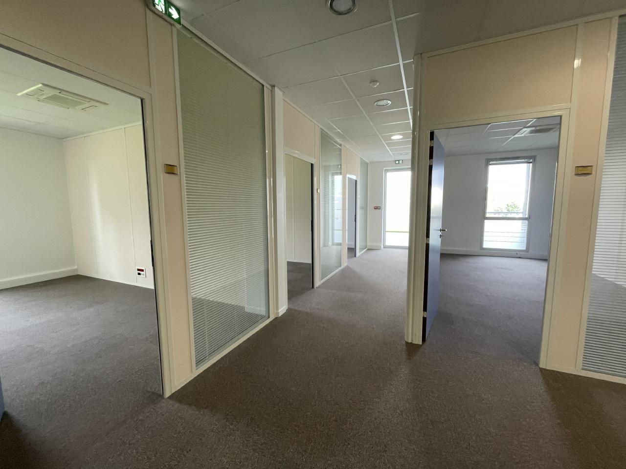 Bureau Saint-Herblain 279m² Location bureau Saint-Herblain Loire-Atlantique OLBUR2419474 1